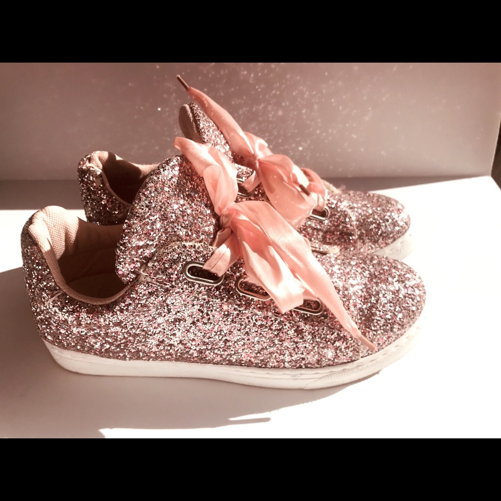 Forever Link Women’s Glitter Sneakers